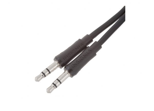 Câble audio 3,5 mm de 1,8 m (6 pi) d'Insignia (NS-MP3AX-C)